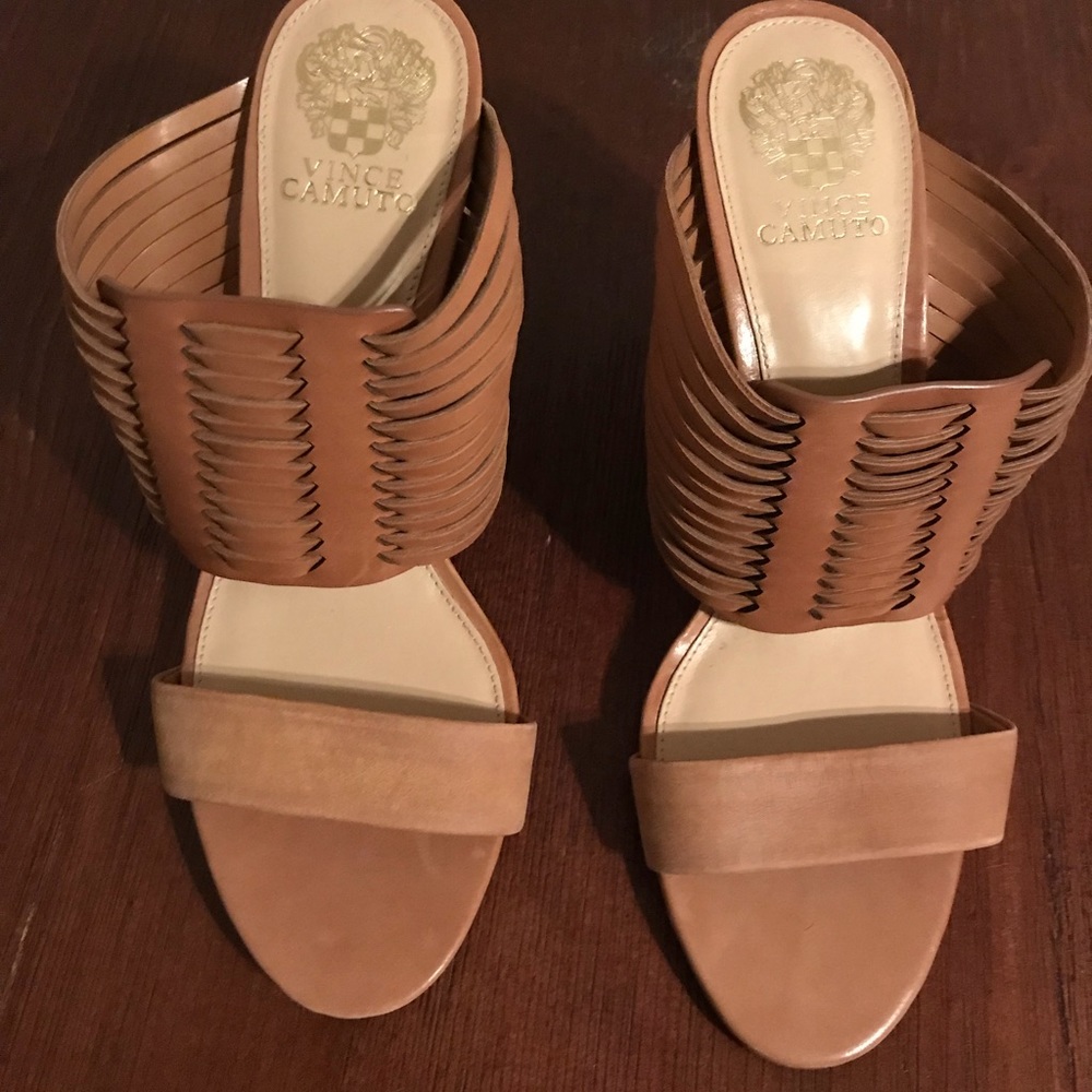 Vince Camuto shoes size 10